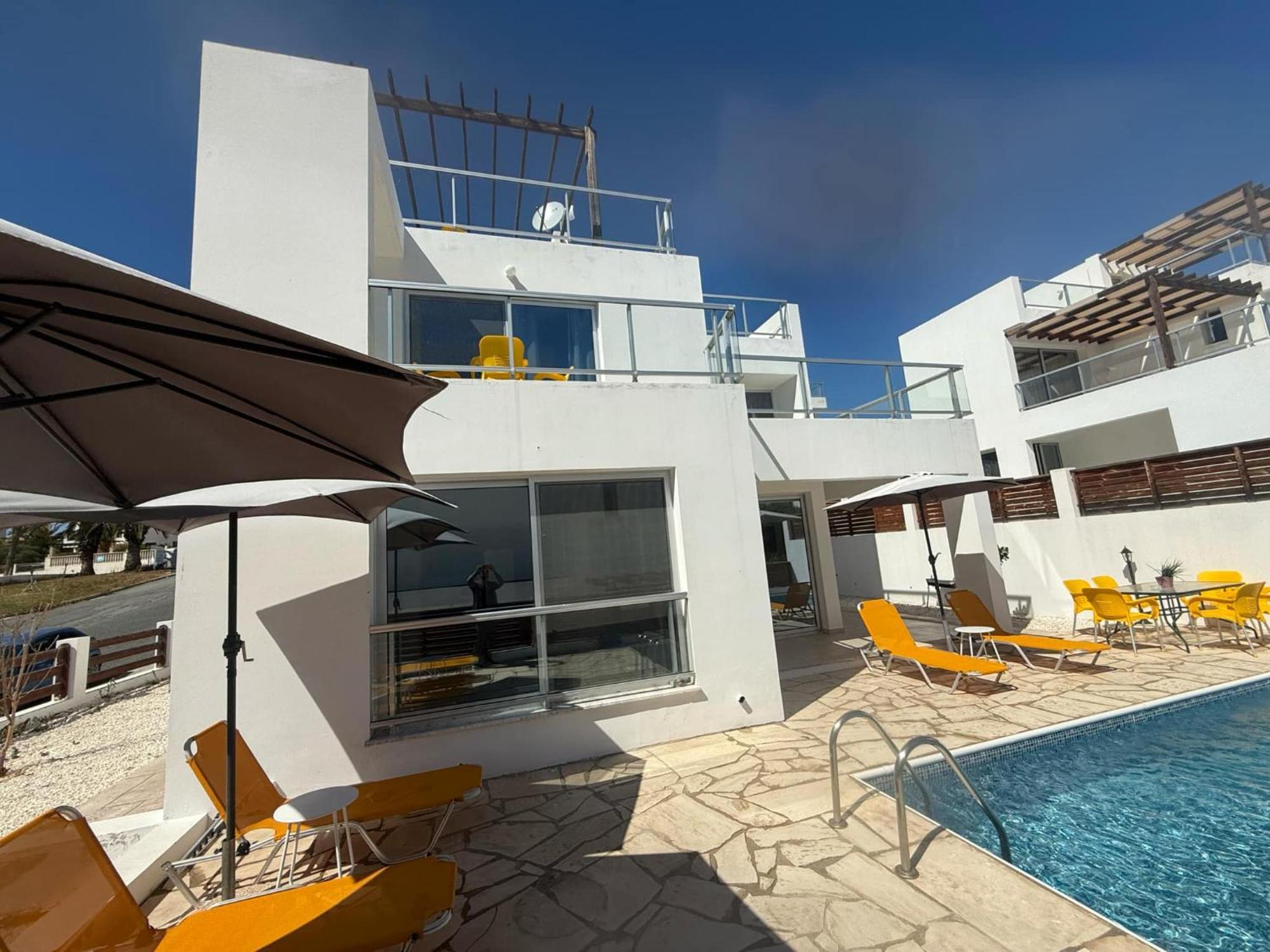 Villa Mulberry Retreat 0,5Km From Everything Coral Bay Buitenkant foto